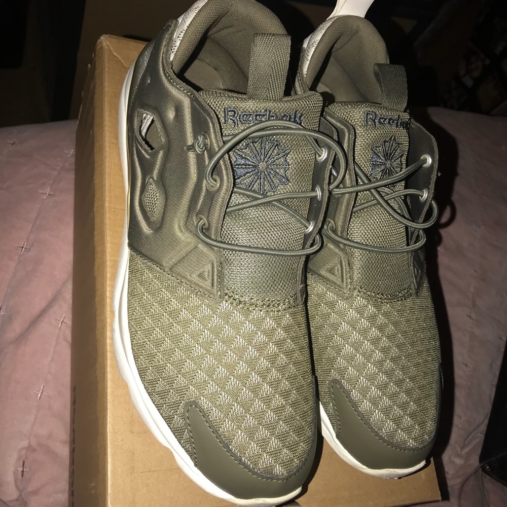 Reebok Furylite Sheer Sneakers